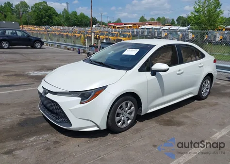2020 Toyota Corolla Le z USA, uszkodzony, nr VIN JTDEPRAE8LJ016624